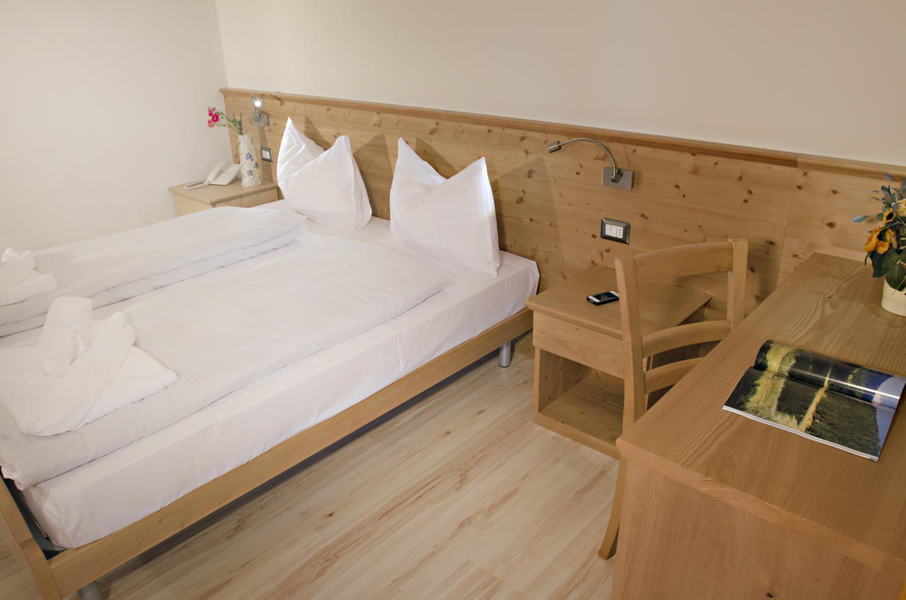 Hotel Vervasio Vervò Chambre photo