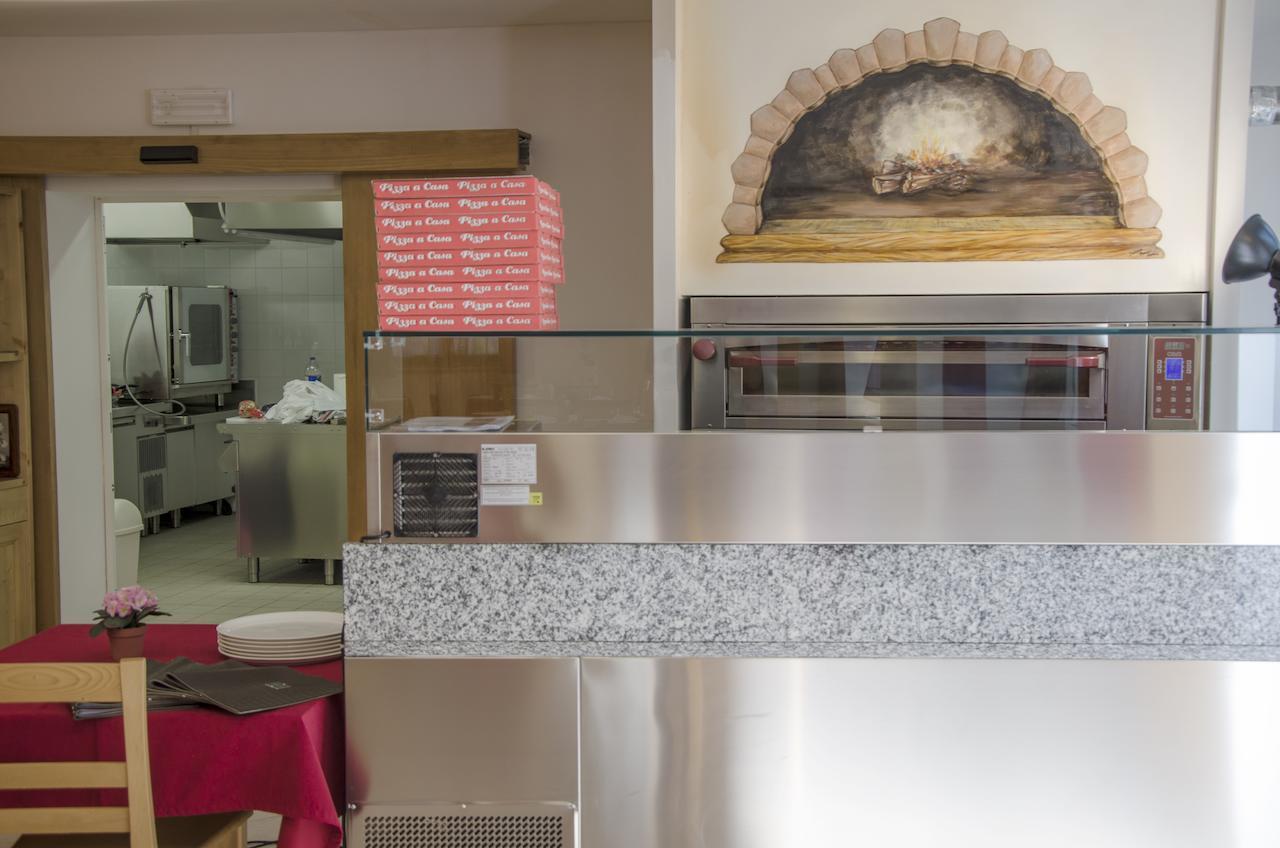 Hotel Vervasio Vervò Extérieur photo